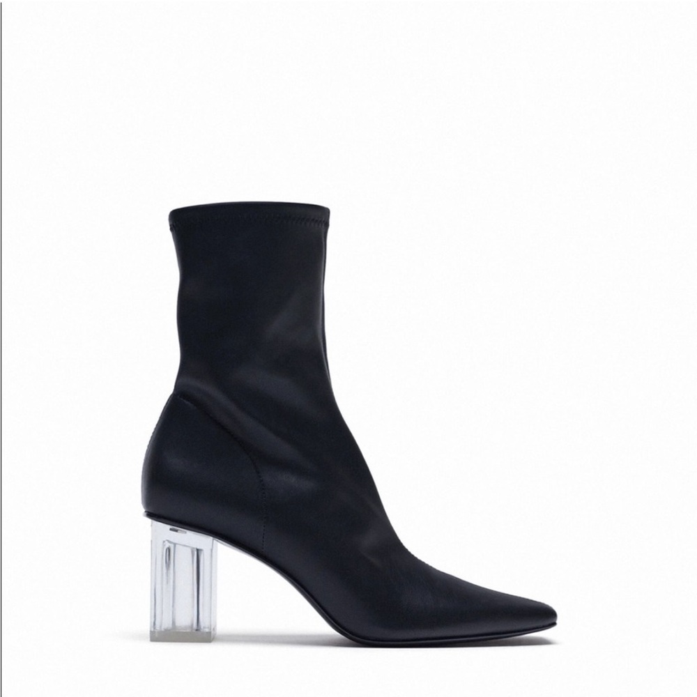 Ankle boots